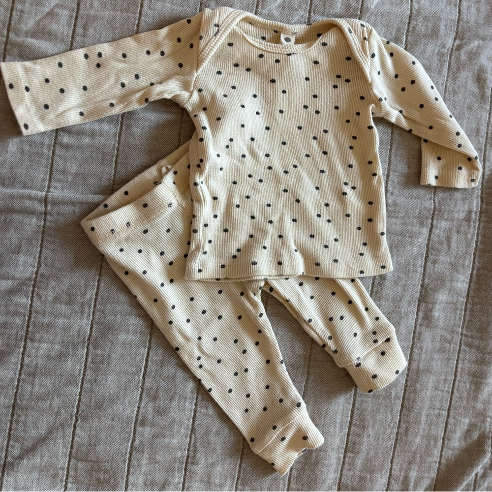 Quincy Mae Cream and Black Polka Dot Kids Pajama Set